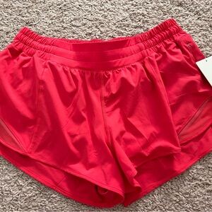Lululemon Hotty Hot Shorts Size 10 2.5 Inseam